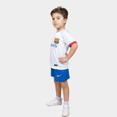 Kit Barcelone 23/24 pour enfants à l'extérieur